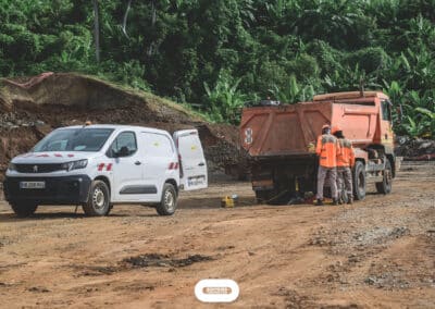 Reportage pour le Minorange de Bouygues construction avec Colas Mayotte et ETPC Mayotte