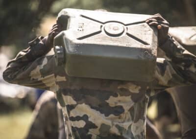 Le Parcours Nature est un passage du parcours des jeunes volontaires du Service Militaire Adapté de Mayotte pendant leur instruction militaire. - eight - photographe Mayotte