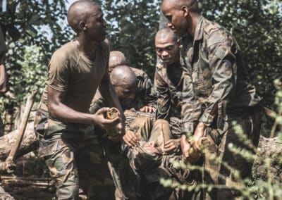Le Parcours Nature est un passage du parcours des jeunes volontaires du Service Militaire Adapté de Mayotte pendant leur instruction militaire. - eight - photographe Mayotte