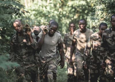 Le Parcours Nature est un passage du parcours des jeunes volontaires du Service Militaire Adapté de Mayotte pendant leur instruction militaire. - eight - photographe Mayotte