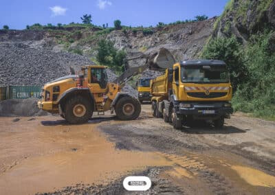 Reportage pour le Minorange de Bouygues construction avec Colas Mayotte et ETPC Mayotte