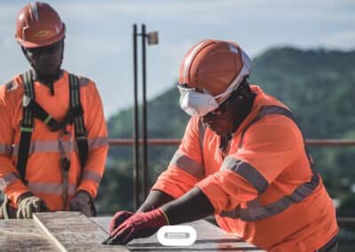 Reportage pour le Minorange de Bouygues construction avec Colas Mayotte et ETPC Mayotte
