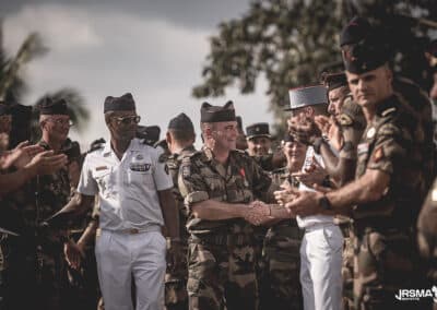 Passation de commandement entre le colonel Soubra et le colonel Toyer à la tête du Régiment du Service Militaire Adapté de Mayotte